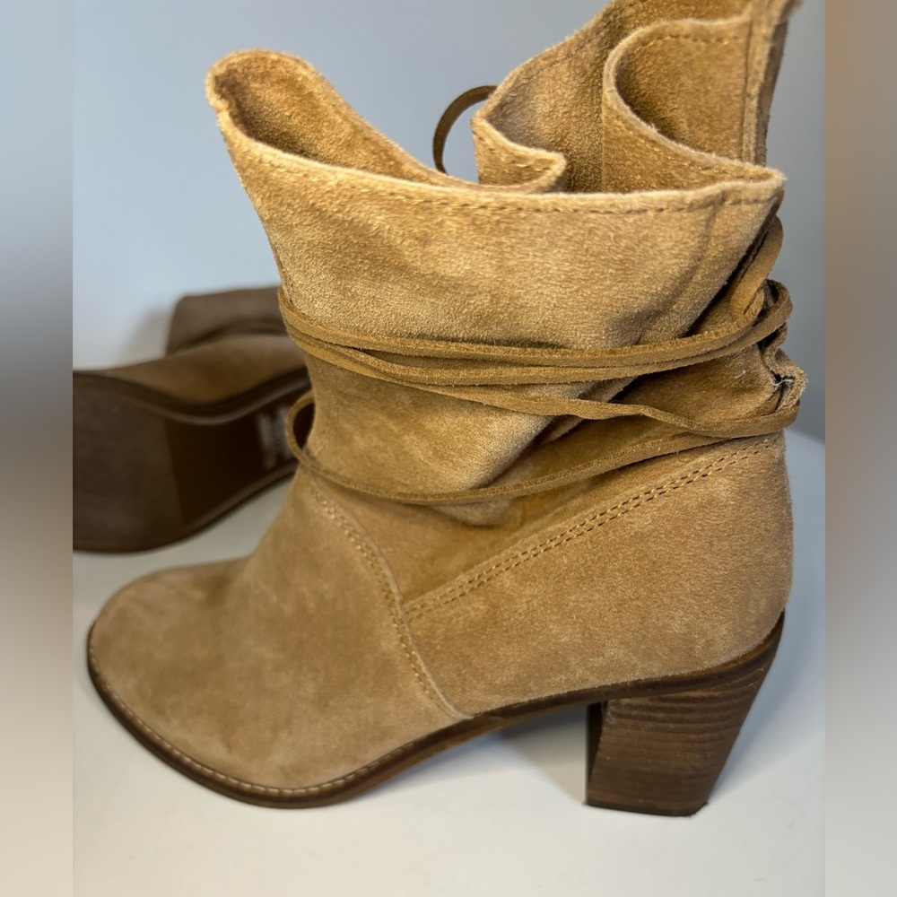 TOMS Mila Suede Slouch Booties Ankle Boots with adjustable ties size 7.5